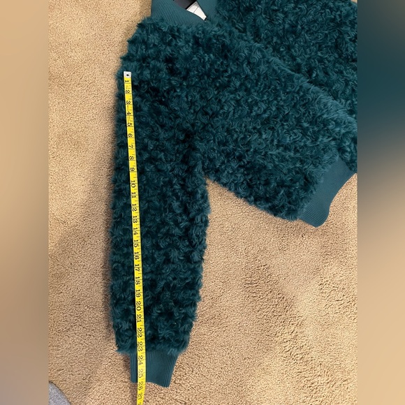 Anthropologie Curly Faux Fur Jacket in Teal. Large. Like New. - Picture 11 of 12